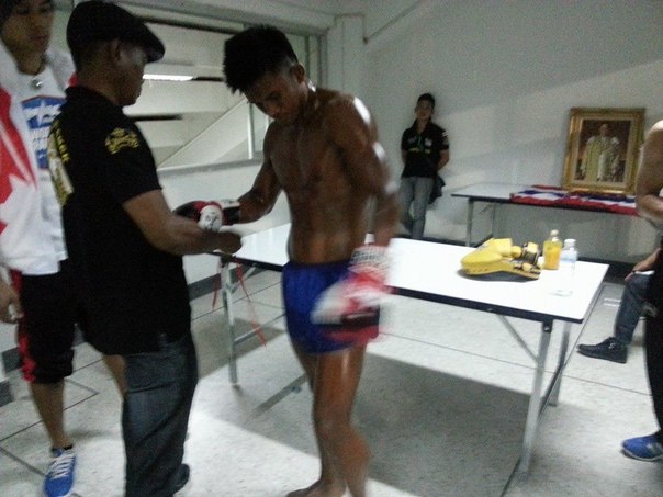 Буакав готовится к бою с Buakaw Banchamek vs. Enriko Kehl