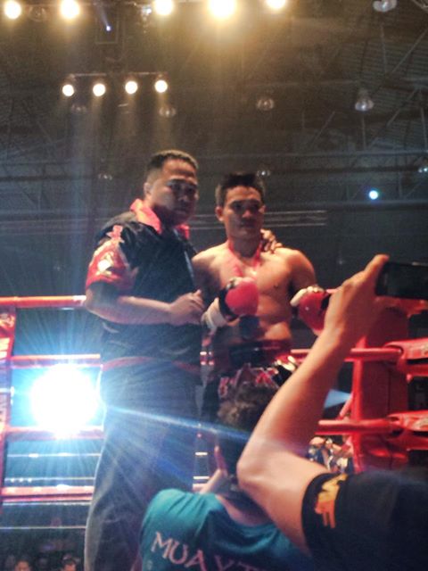Бой Kem Sitsongpeenong vs. Yahid Roshani
