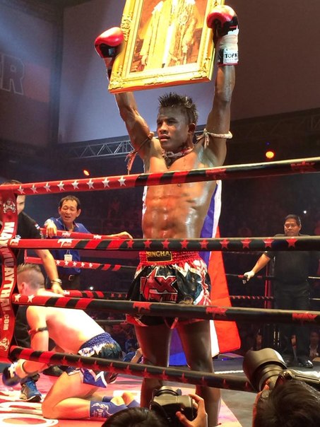 Buakaw победа