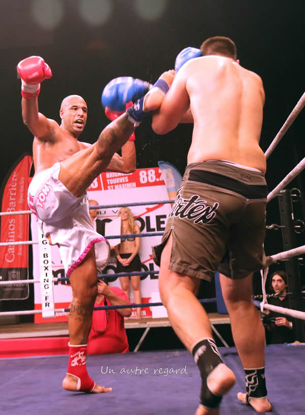 tony-gregory-kick-dmytro-bezus