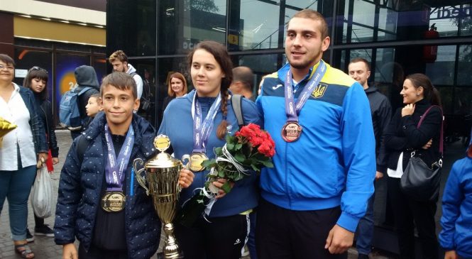 Одесситов, ставших чемпионами и призерами чемпионата мира по грэпплингу 2018, встретили дома