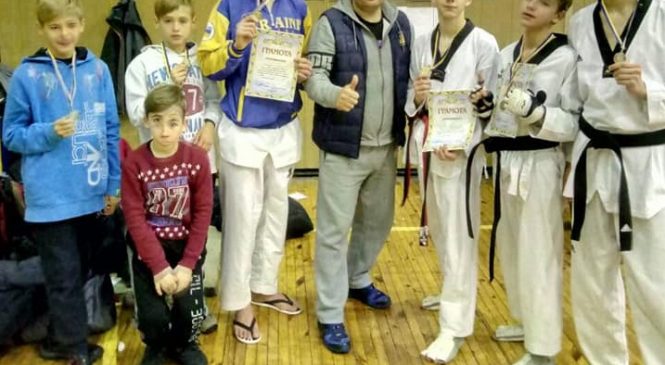 Чемпионат ФСО «Украина» по тхэквондо: одесситы завоевали 3 золотых и 6 серебряных наград. А также итоги 2018