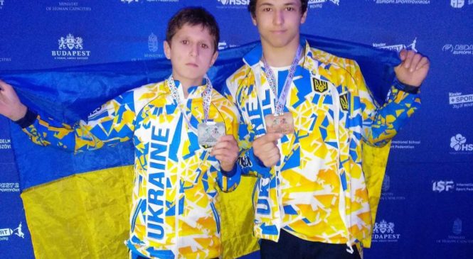 Одесские спортсмены по вольной борьбе стали вице-чемпионом и бронзовым призером на Всемирных играх единоборств среди школьников